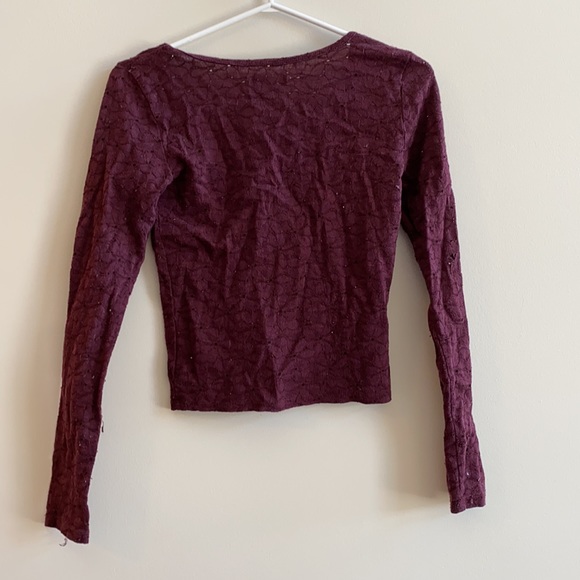 American Eagle long burgandy sleeve crop top - Size Small - Picture 3 of 3